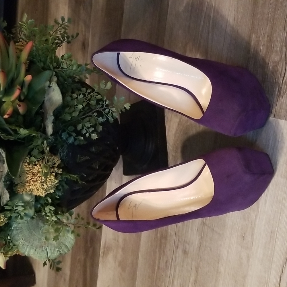 GIUSEPPE ZANOTTI PURPLE SUEDE PLATFORM PUMPS - Size 8